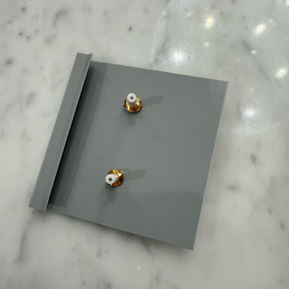 NWT Rachel Zoe Black and Sterling Silver Rhinestone Clover Earrings 925 - Picture 3 of 3